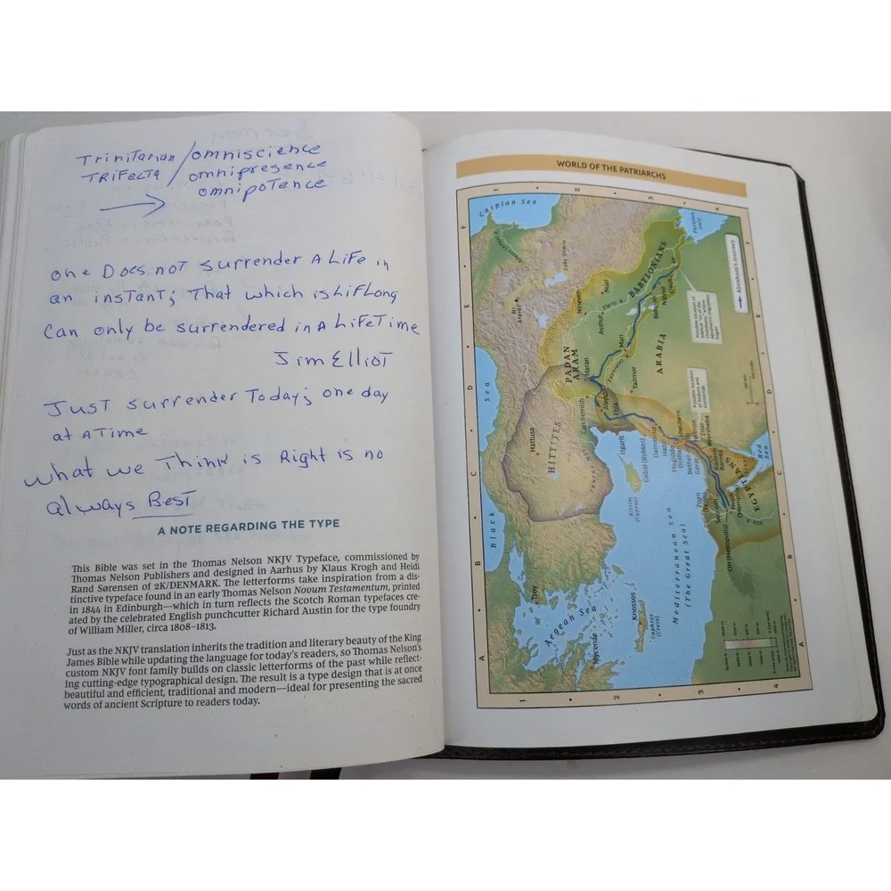 😍Macarthur Study Holy Bible NKJV Bonded Leather 2006 Maps Nelson